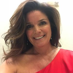 Meet your Posher, Denise